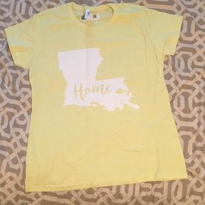 ⭐️SALE NWT Yellow Louisiana Home Fitted T Shirt